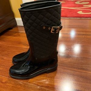 Rain boots
